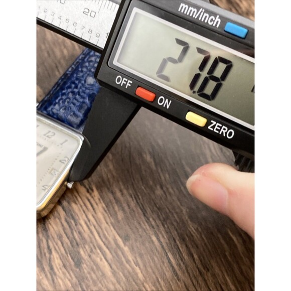 Vintage Timex Date Men’s Watch With Blue Leather Band Working - Picture 7 of 9